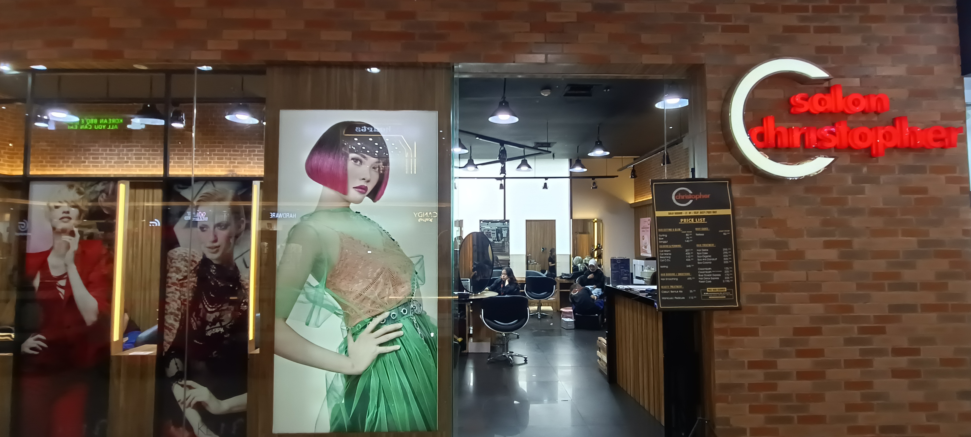 Salon Christopher