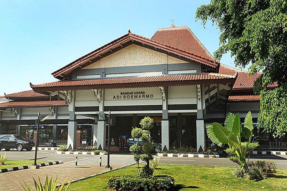 Bandara Internasional Adi Soemarmo